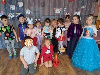 Приказни герои - ДГ Слънце - Камено
